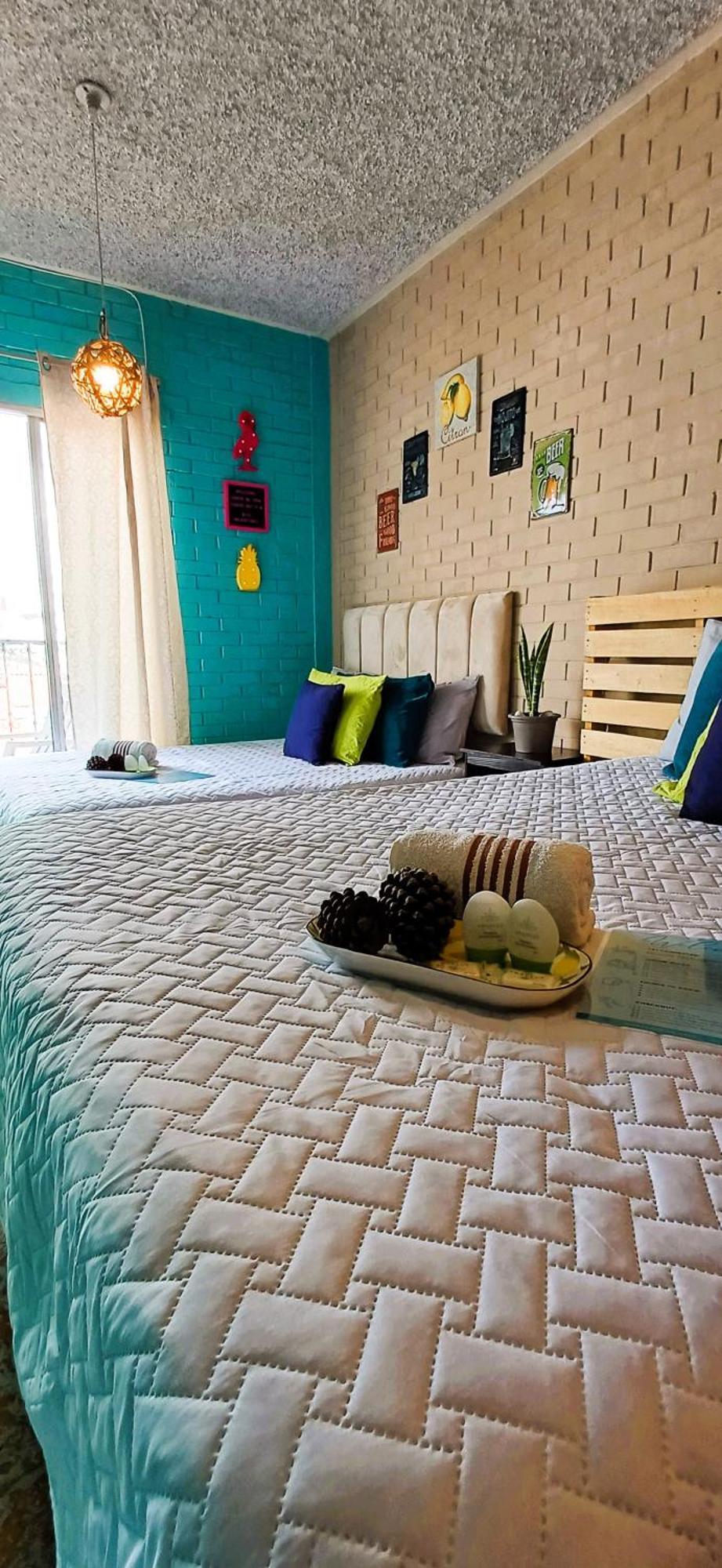Hostal De Lucca Guatemala City Екстериор снимка