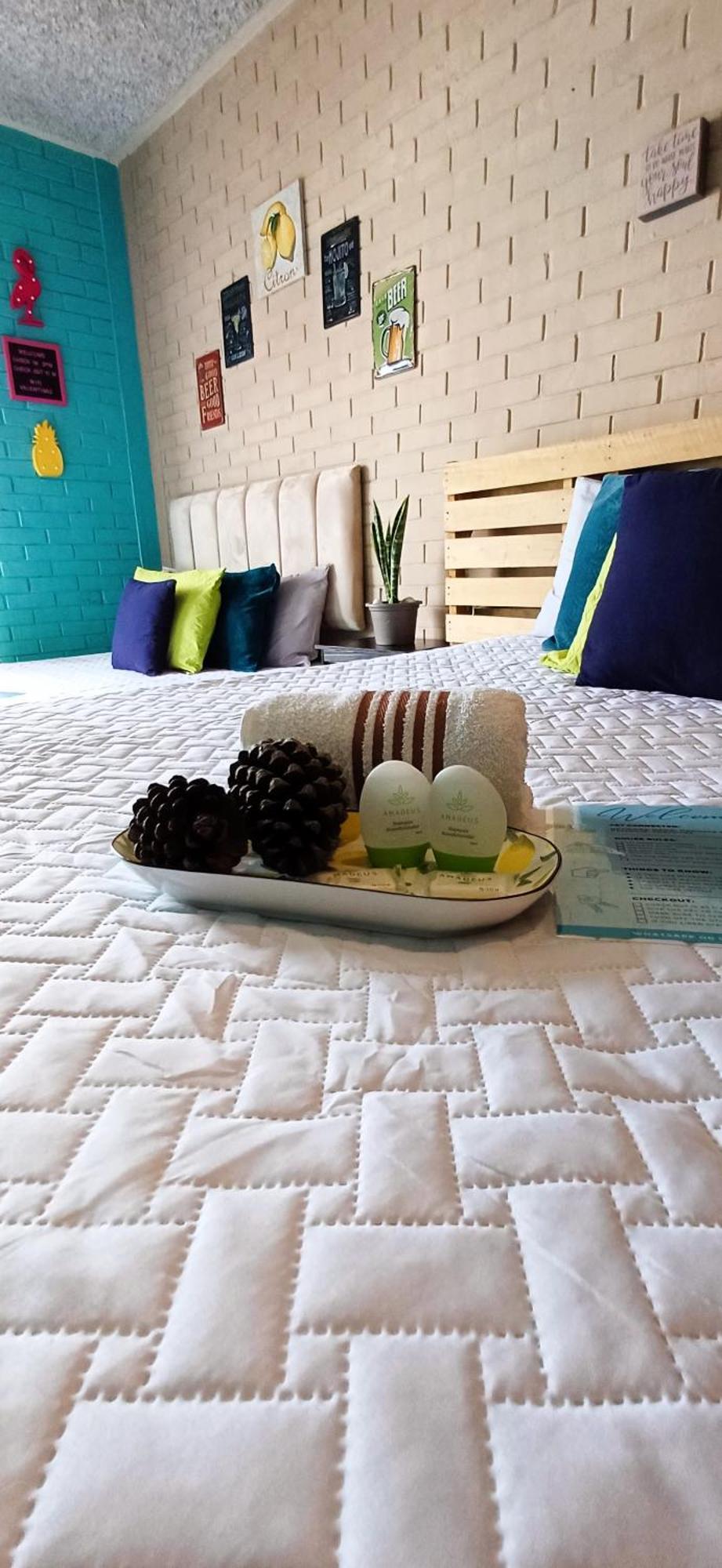 Hostal De Lucca Guatemala City Екстериор снимка